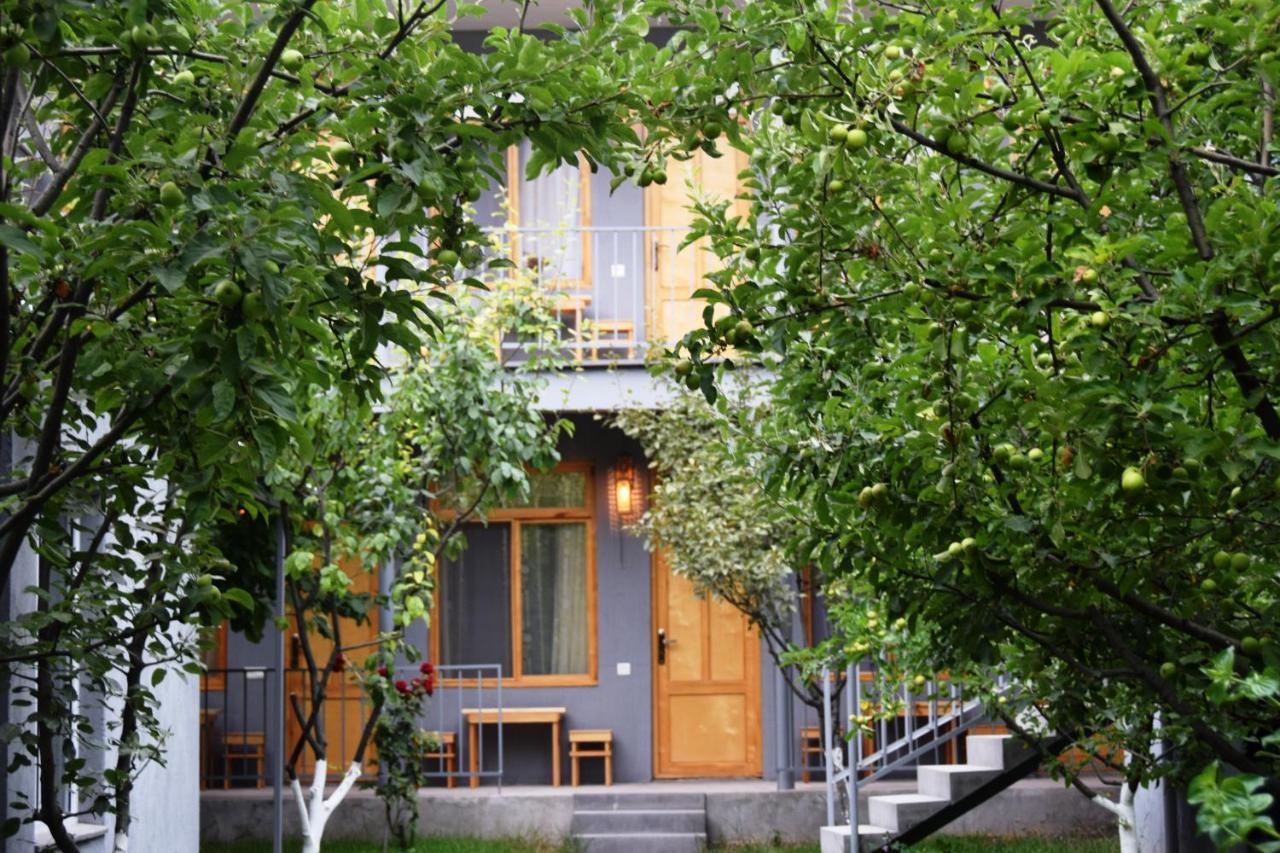 Andranik B&B Goris Exterior photo